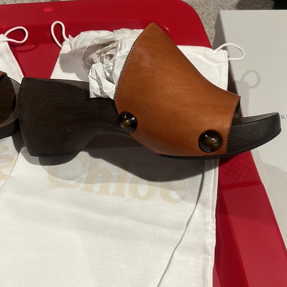 Chloe Clogs - Picture 2 of 4